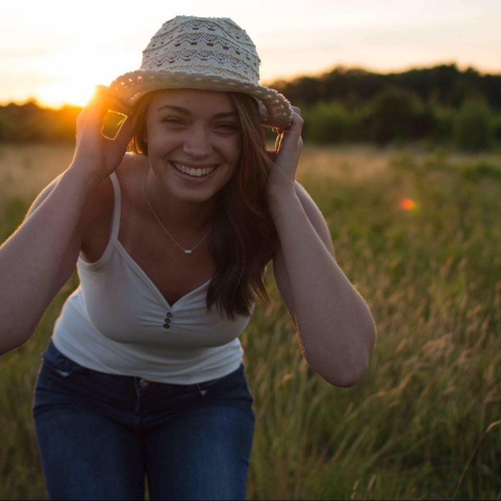 Meet your Posher, Jennifer